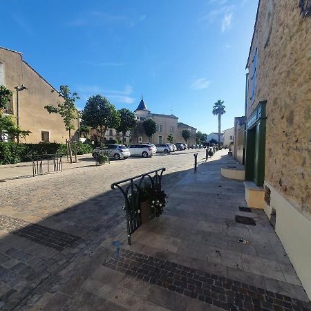 Maison Agnes Et Johann Sauvian Luaran gambar